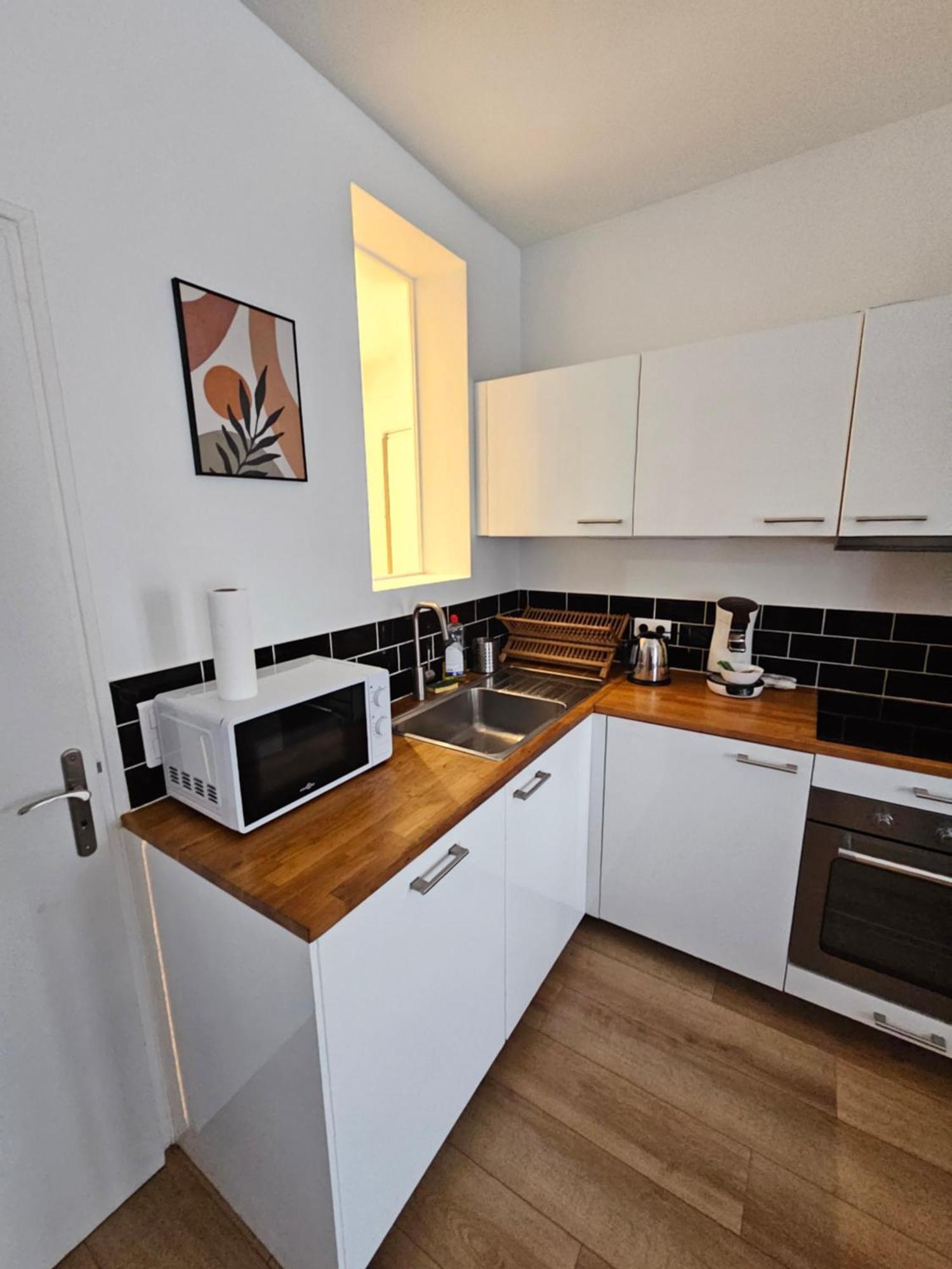 *Appartement Moderne/2 Minutes Du Metro* Saint-Ouen  Eksteriør billede