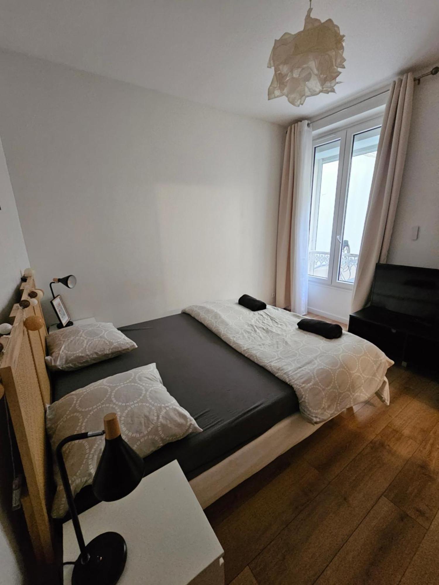 *Appartement Moderne/2 Minutes Du Metro* Saint-Ouen  Eksteriør billede